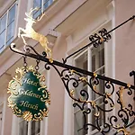 Goldener Hirsch, A Luxury Collection Hotel, Hotel