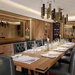 Hotel Goldener Hirsch, A Luxury Collection Hotel,