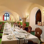 Goldener Hirsch, A Luxury Collection Hotel, Hotel