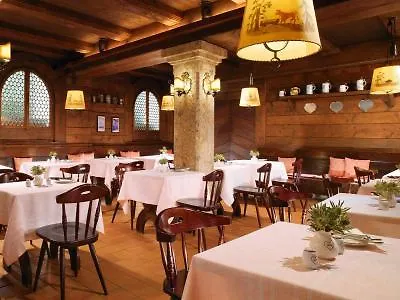 Goldener Hirsch, A Luxury Collection Hotel, Hotel