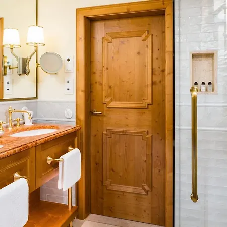 Goldener Hirsch, A Luxury Collection Hotel, Hotel 5*