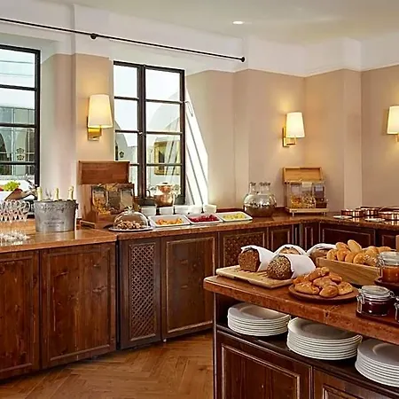 Goldener Hirsch, A Luxury Collection Hotel,