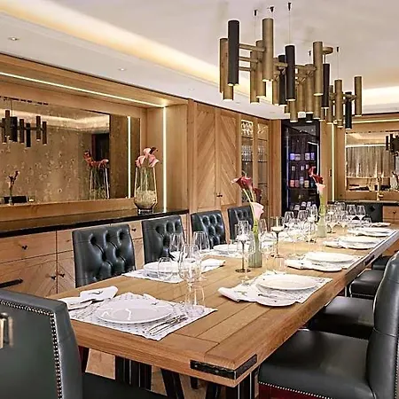 Hotel Goldener Hirsch, A Luxury Collection Hotel, 5*