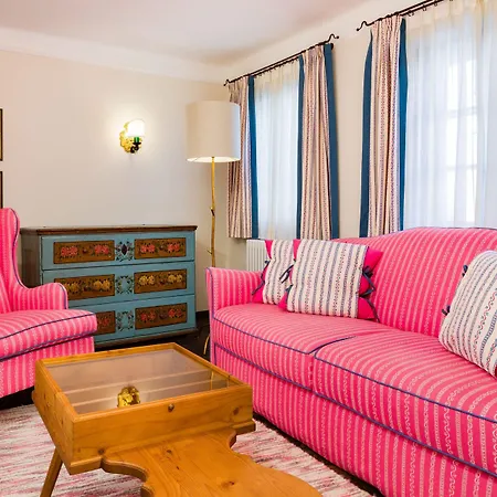 Goldener Hirsch, A Luxury Collection Hotel, Hotel