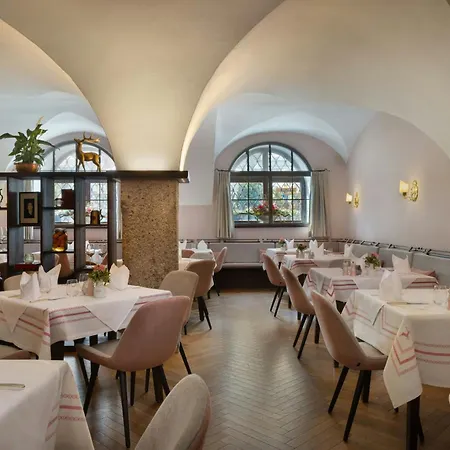 Hotel Goldener Hirsch, A Luxury Collection Hotel, 5*