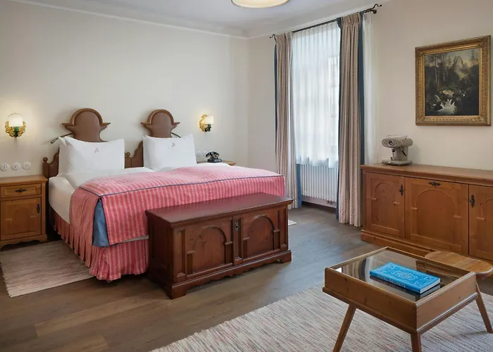 Hotel Goldener Hirsch, A Luxury Collection Hotel,