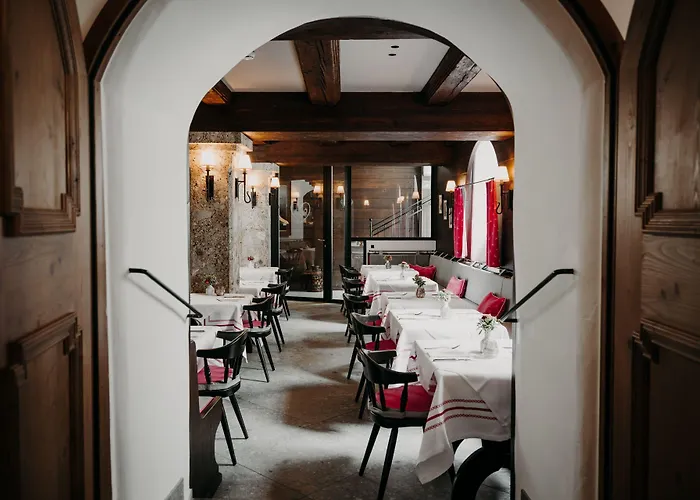 Goldener Hirsch, A Luxury Collection Hotel, 5* Solnohrad