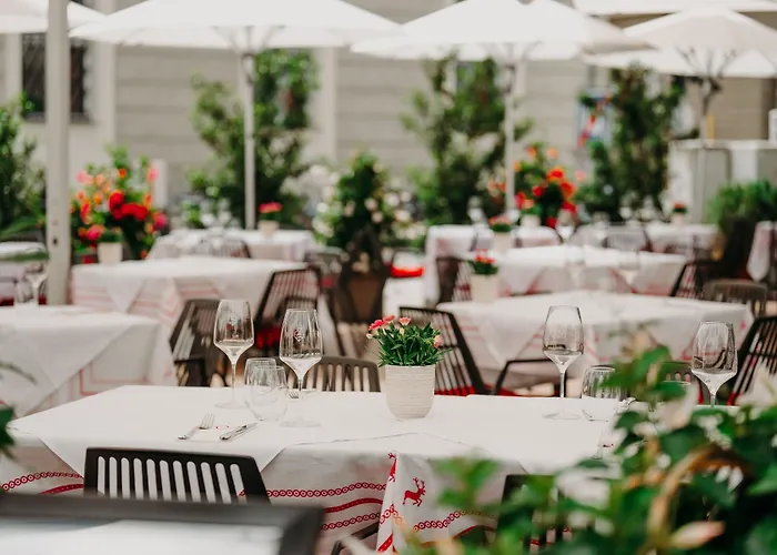 Goldener Hirsch, A Luxury Collection Hotel, Hotel