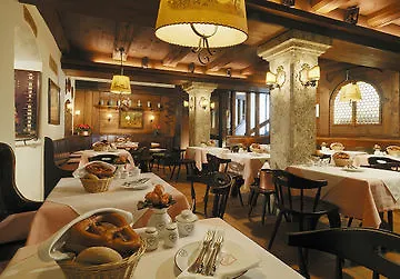 Hotel Goldener Hirsch, A Luxury Collection Hotel, 5*